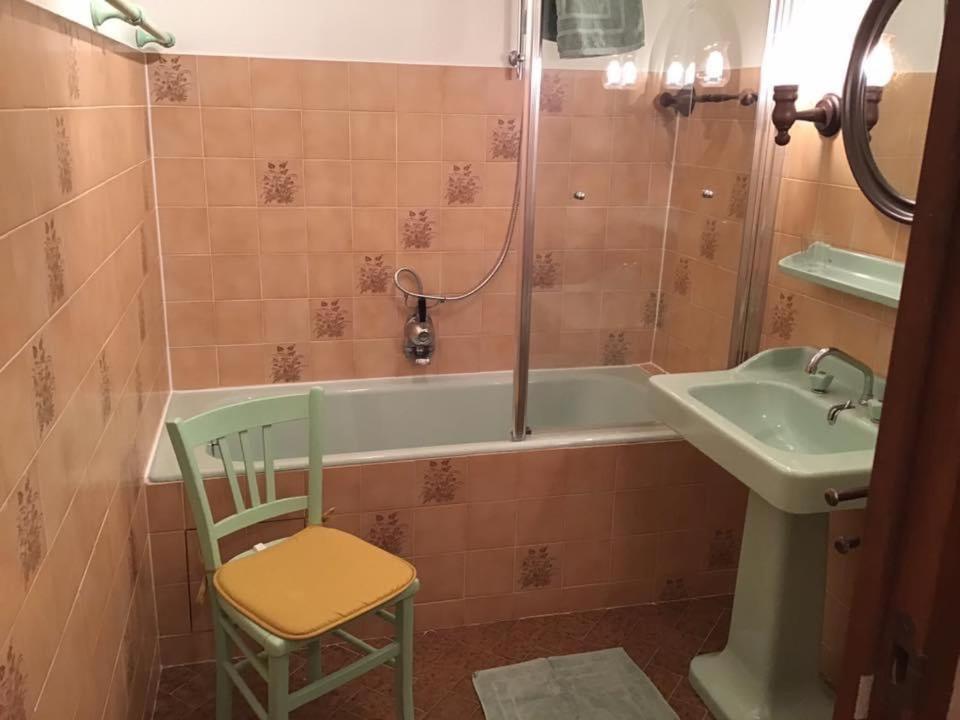 Gite Le Mur Magnifique Longere Au Bourgogne-Du-Sud Villa Oye Екстериор снимка